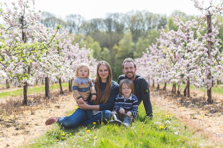 Blossom-Orchard-Photos-Florence-Berry-Photography-02