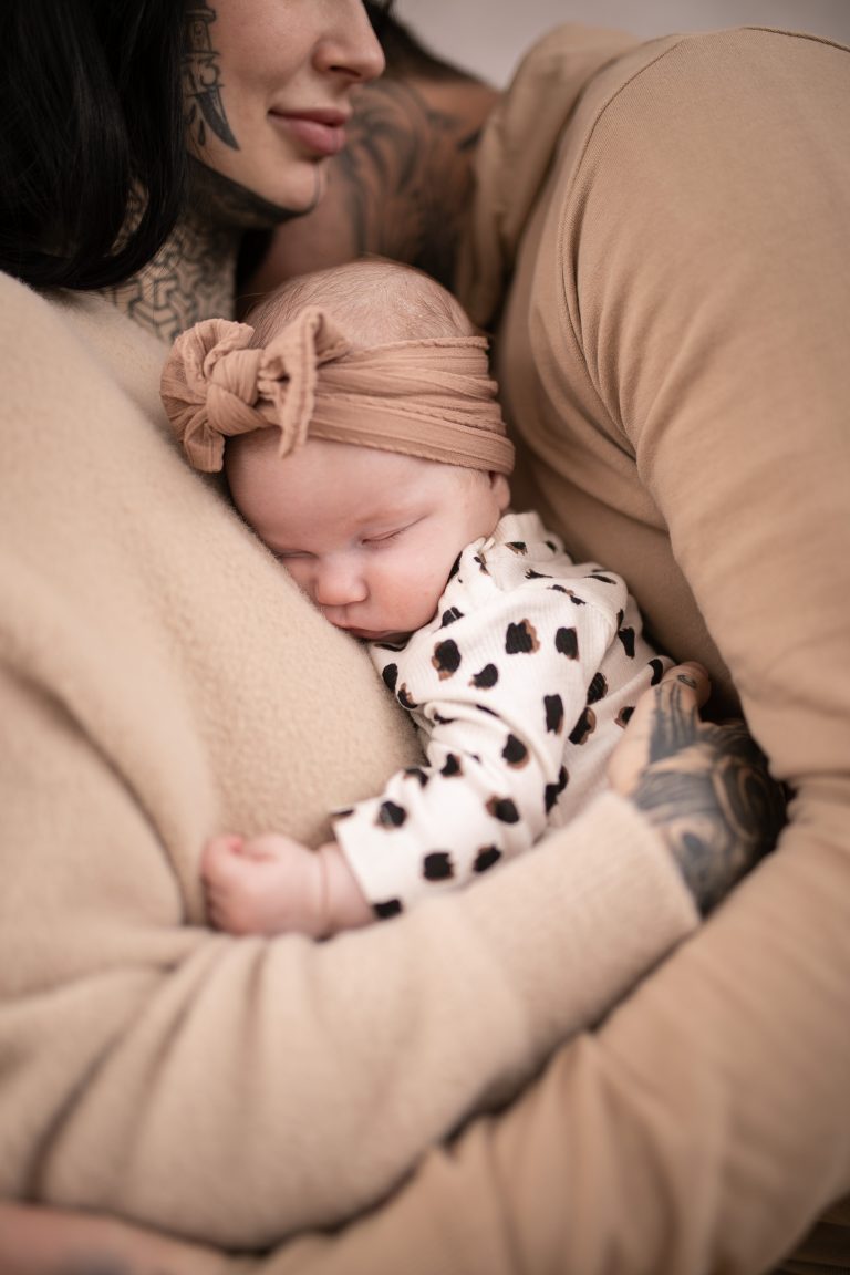8Baby Paisley - Florence Berry Photography-
