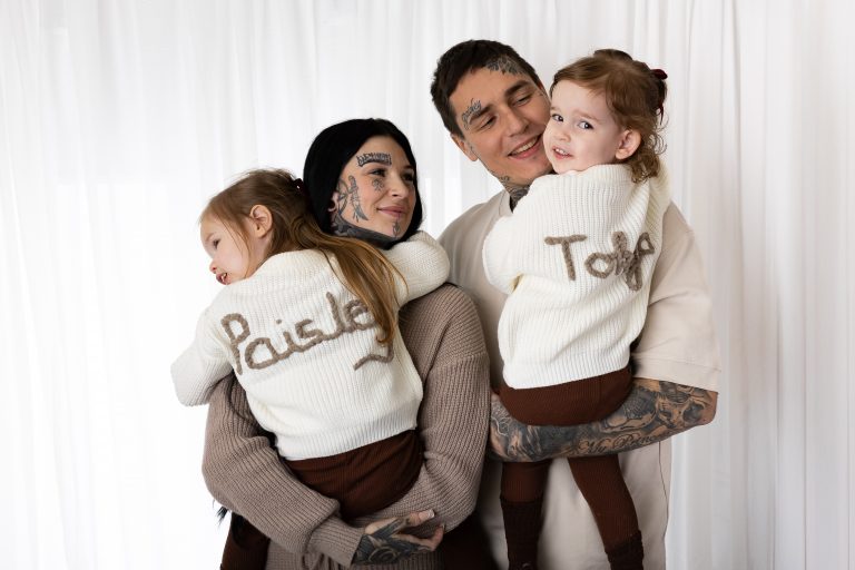 116 - Paisley, Tokyo, Luna + Jim, Xmas Mini 2024 - Florence Berry Photography